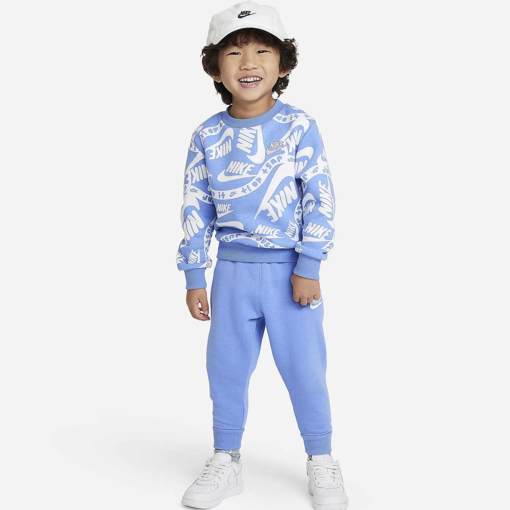 Kinder Nike Passende Sets | Bedrucktes Sportswear Club-Set