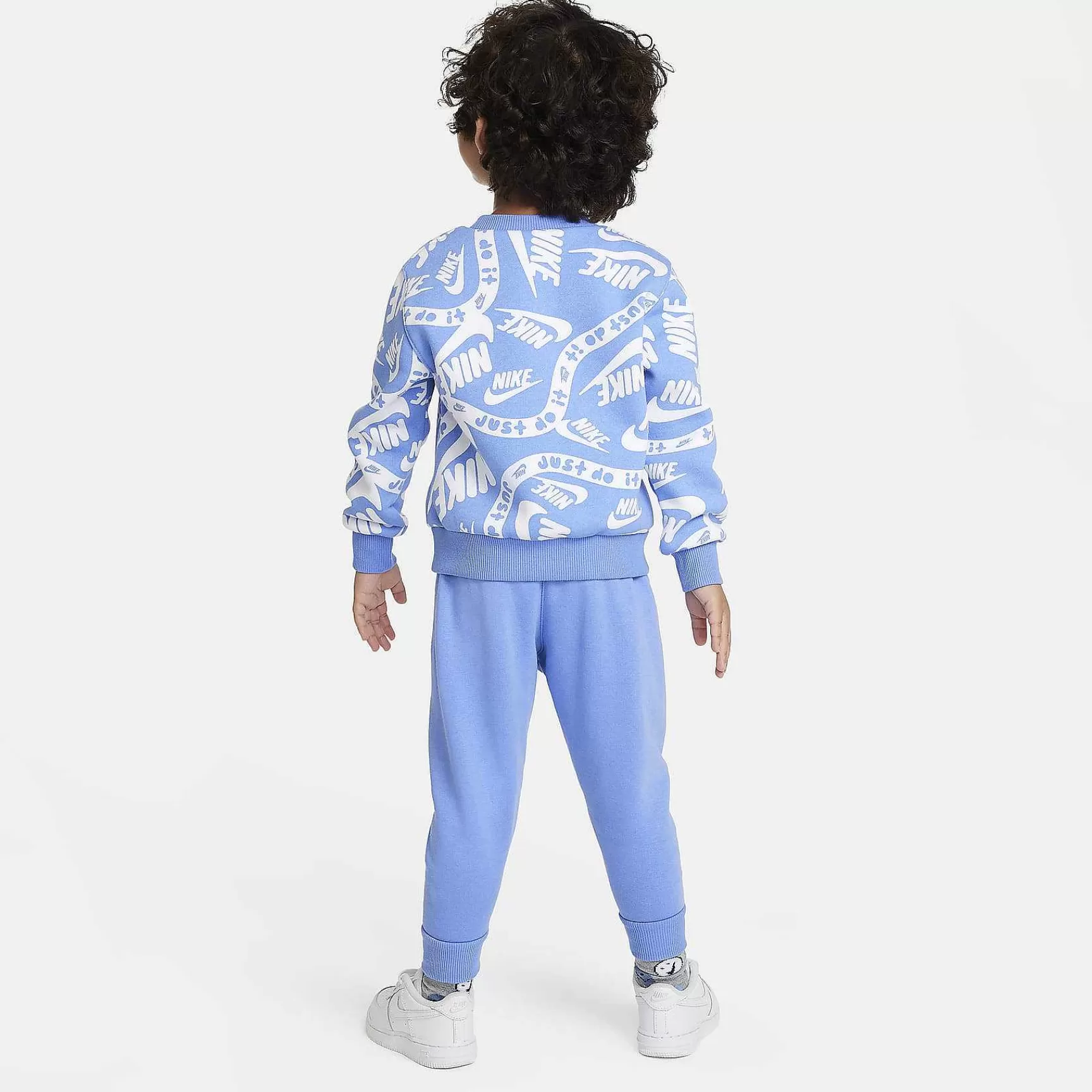 Kinder Nike Passende Sets | Bedrucktes Sportswear Club-Set