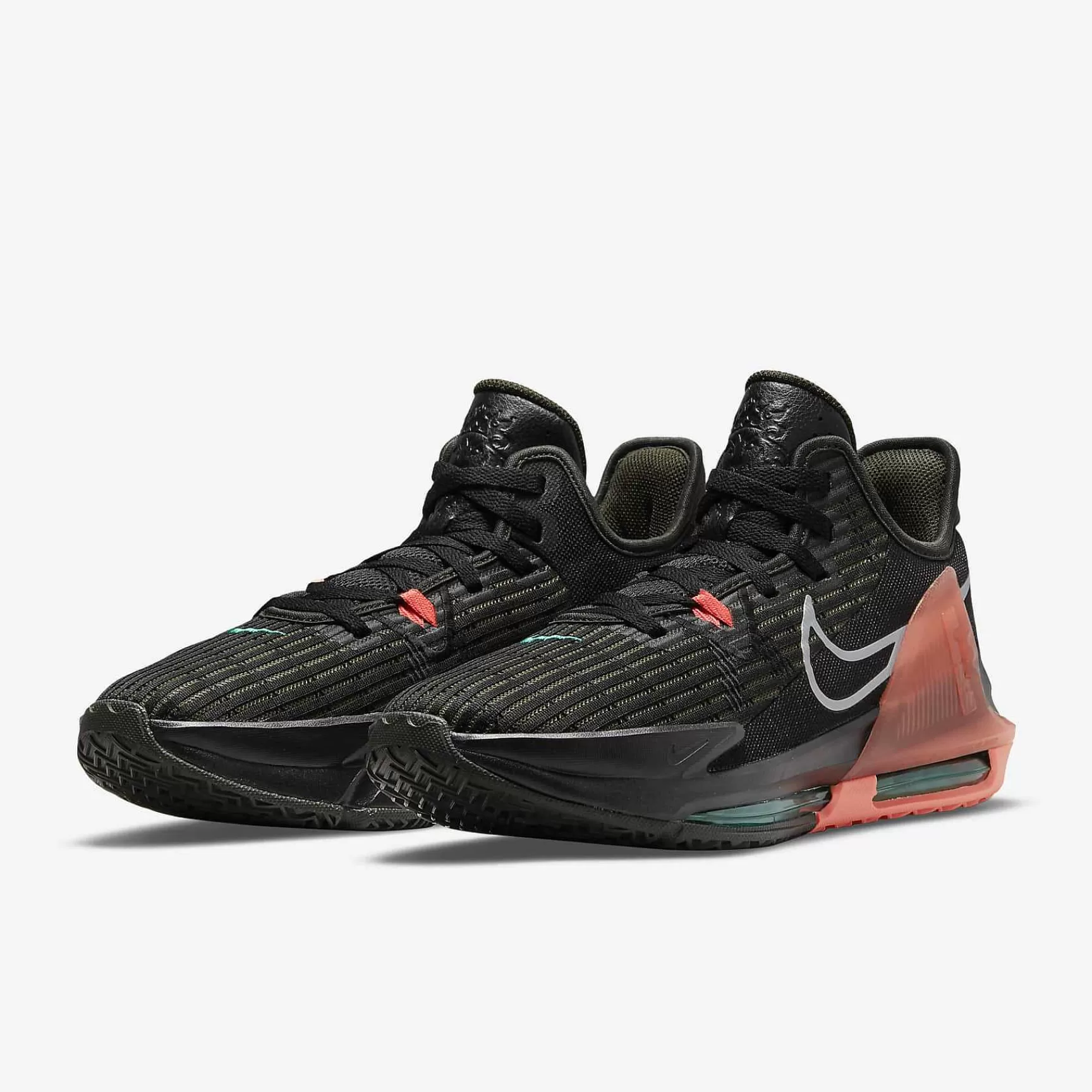 Herren Nike Cyber Monday-Schuhe | Lebron-Zeuge 6