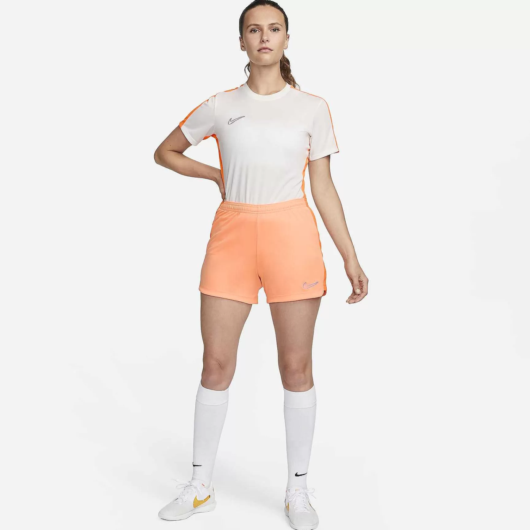 Damen Nike Kurze Hose | Dri-Fit Academy 23