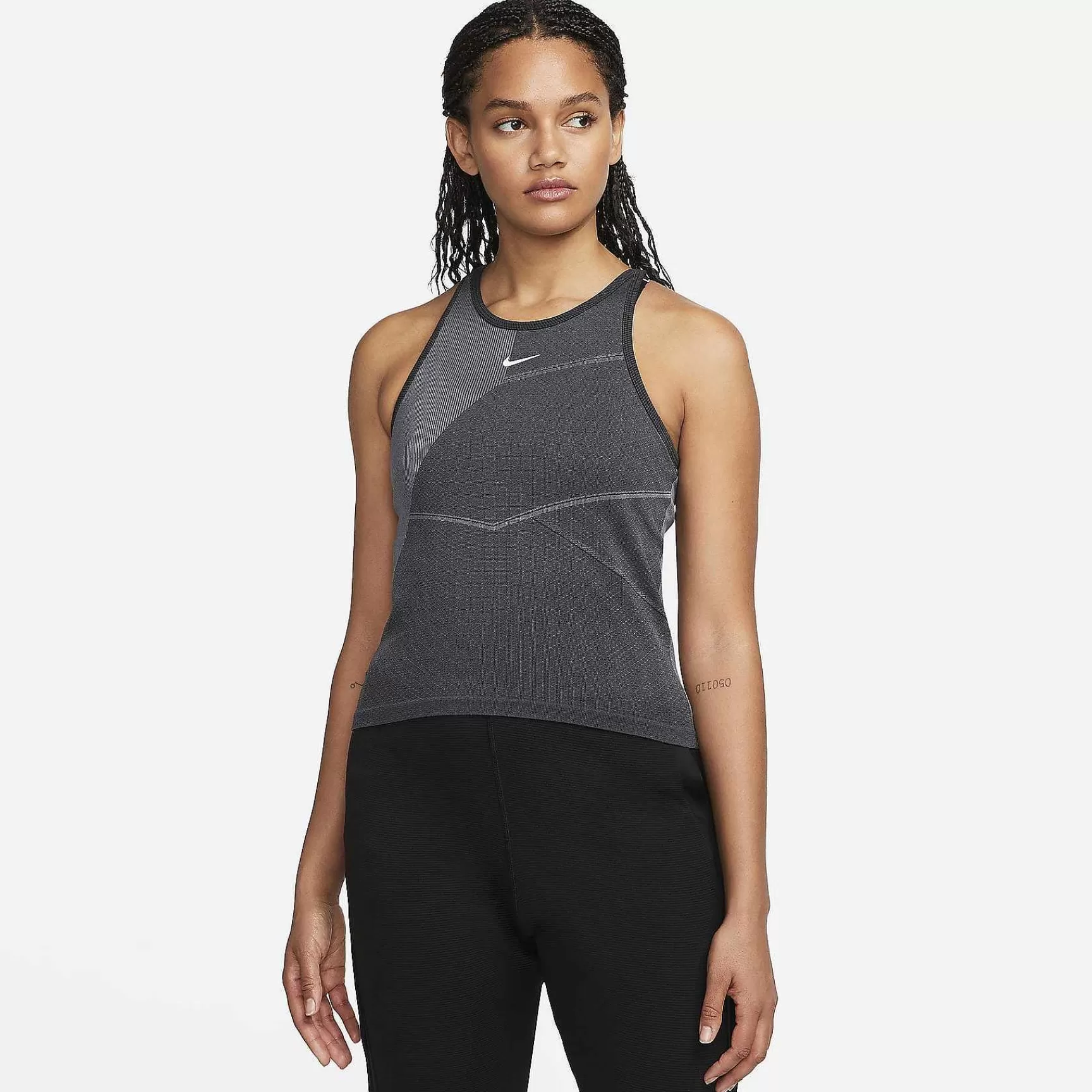 Damen Nike Tops Und T-Shirts | Dri-Fit Adv Aura