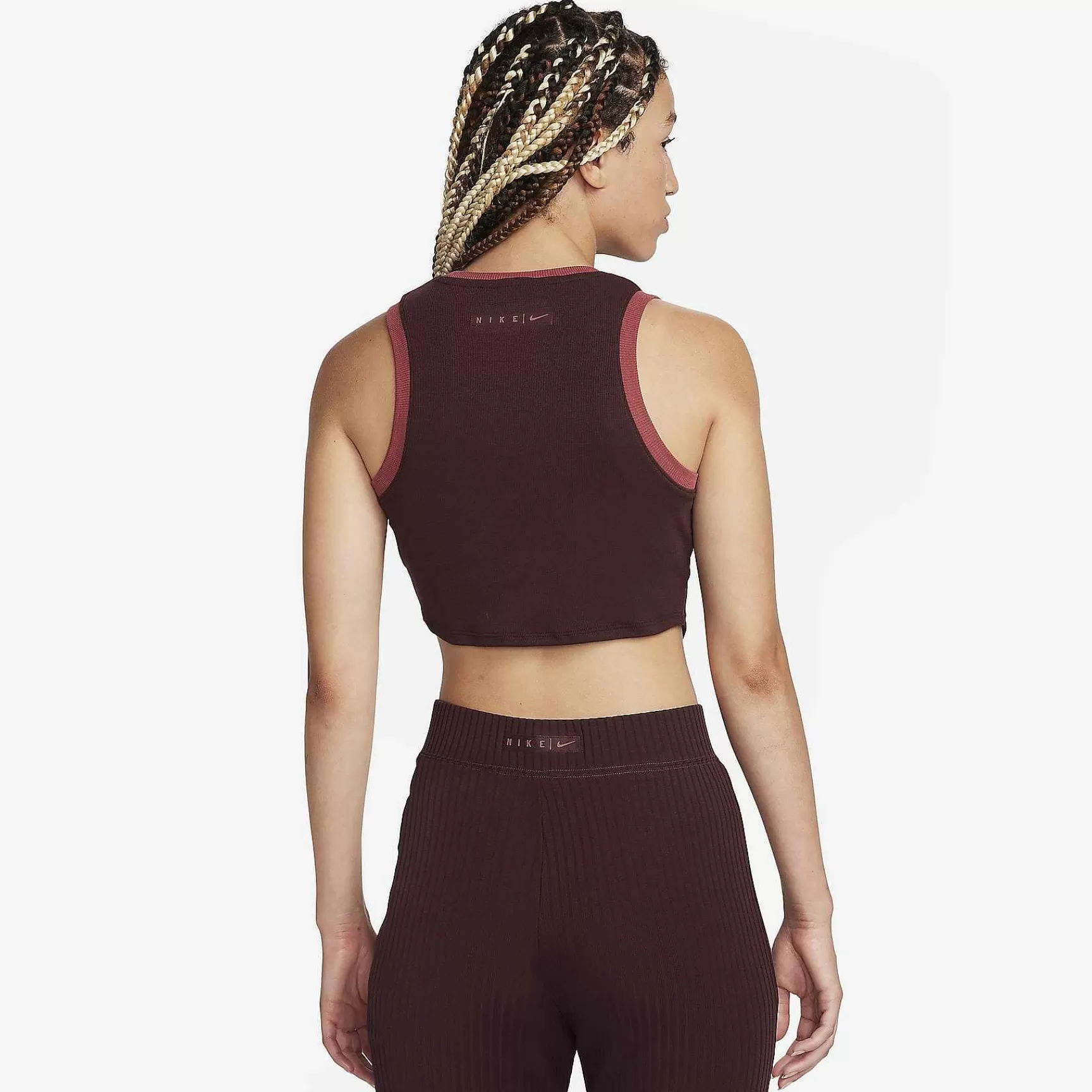 Damen Nike Tops Und T-Shirts | Sportswear Essentials Se