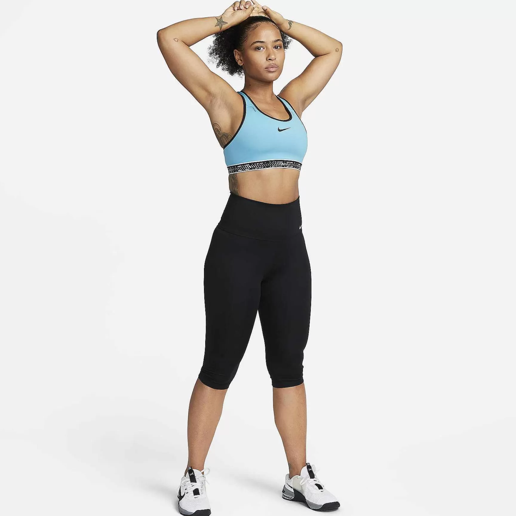 Damen Nike Bhs | Swoosh Auf Der Flucht