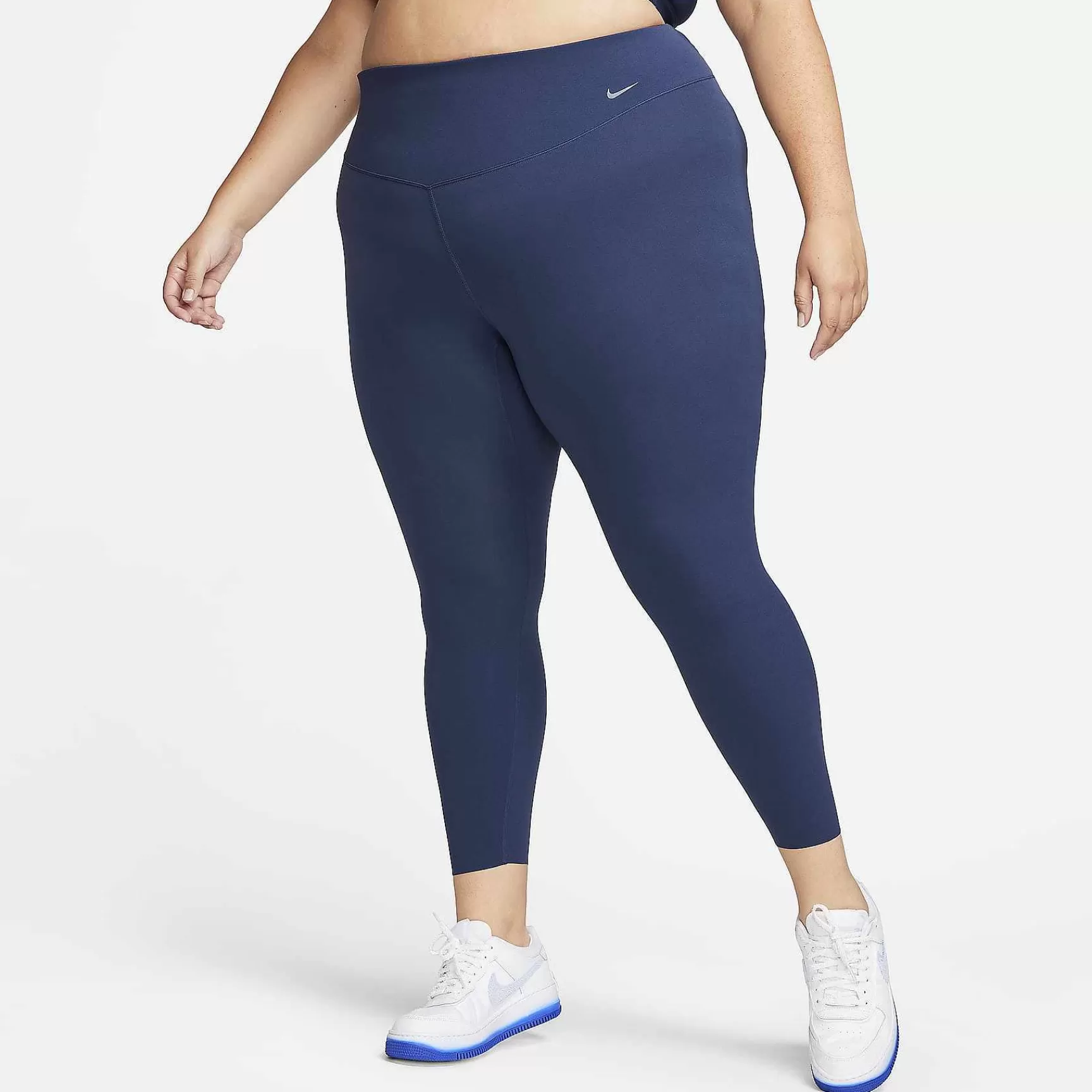 Damen Nike Ubergrose | Zenvy