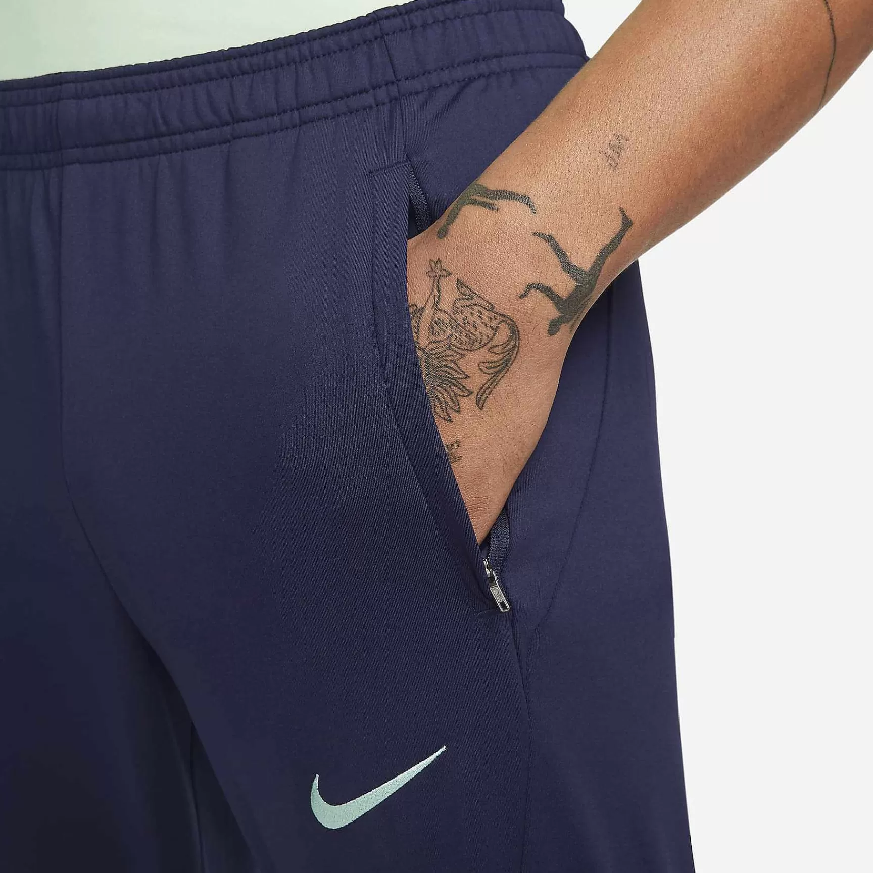 Herren Nike Hosen Und Strumpfhosen | Streik In Brasilien